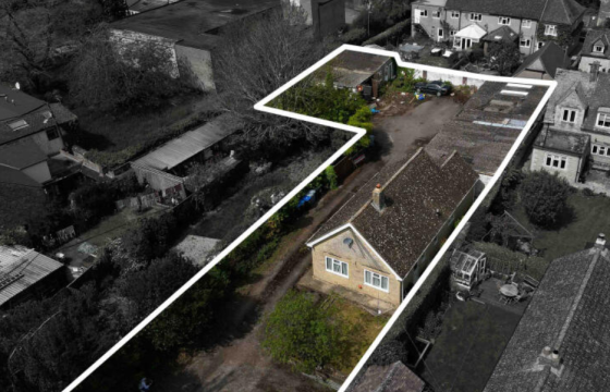 Plot for sale in Eynsham photo